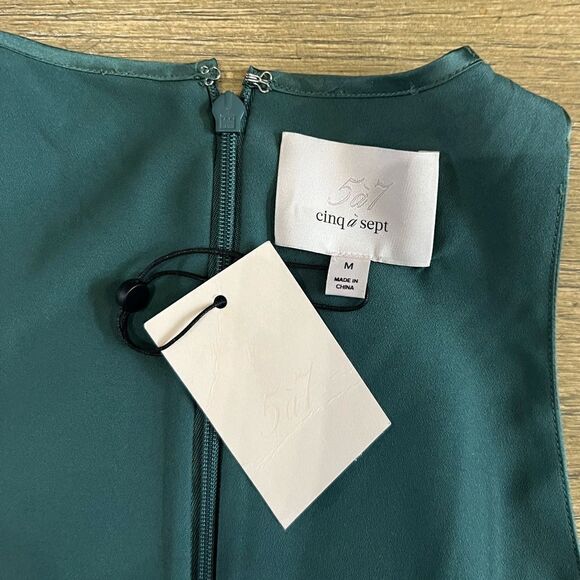 Cinq à Sept Amari Silk Top Sleeveless Twist Front Size Medium Green - Picture 12 of 12